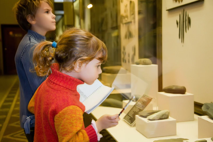 PHOENIX ART MUSEUM NOW OFFERING 'FREE FAMILY WEEKENDS' ' FAMILY ACTIVITIES PHOENIX